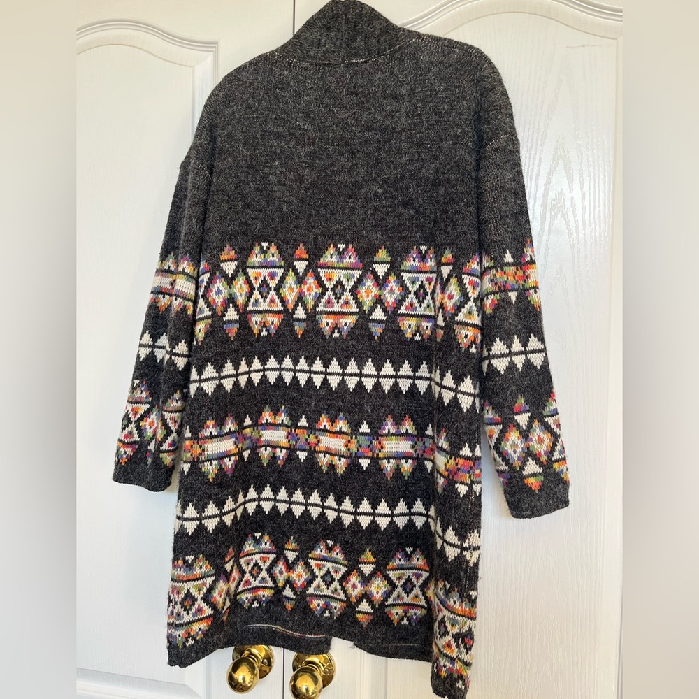 Dreamers Charcoal Multicolor Patterned Cardigan - Picture 2 of 5